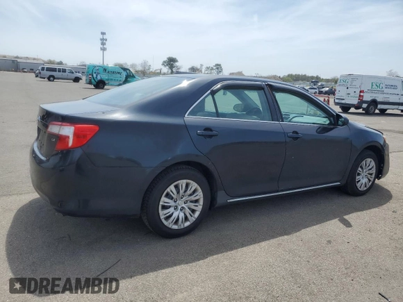 2013 Toyota Camry L with VIN 4T1BF1FK5DU251239, listed as a Copart auction lot 55406915 with 204,841 mi miles and Clean Title. Bid and sale history available at carsss.com. Image 3.