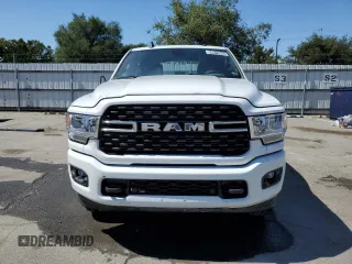 2024 Ram 2500 Big Horn with VIN 3C6UR5DJXRG401109, listed as a Copart auction lot 64012645 with 3,420 mi miles and Clean title. Bid and sale history available at DreamBid. Image 5.