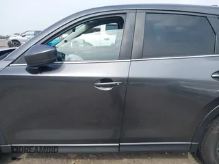 2017 Mazda CX-5 Touring z VIN JM3KFBCL4H0178747, wystawiony jako IAAI lot #42041380 z przebiegiem 112 083 mil mil oraz . Historia ofert i sprzedaży dostępna na DreamBid. Obrazek 14.