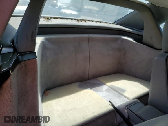 1992 Mercedes-Benz 500 z VIN WDBFA66E9NF050217, wystawiony jako Copart lot #58065965 z przebiegiem 143 456 mil mil oraz Tytuł czysty. Historia ofert i sprzedaży dostępna na DreamBid. Obrazek 10.