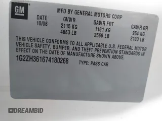 2007 Pontiac G6 GT with VIN 1G2ZH361674180268, listed as a IAAI auction lot 42101853 with 77,795 mi miles. Bid and sale history available at carsss.com. Image 9.