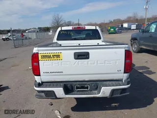 2022 Chevrolet Colorado 2WD LT with VIN 1GCHSCEA6N1204948, listed as a IAAI auction lot 41821216 with 27,245 mi miles. Bid and sale history available at carsss.com. Image 17.
