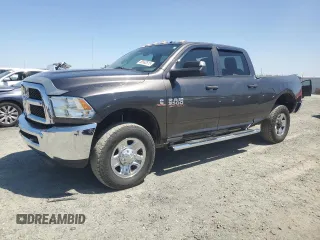 2018 Ram 3500 Tradesman z VIN 3C63R3CL7JG200095, wystawiony jako Copart lot #55562615 z przebiegiem 193 049 mil mil oraz Szkoda całkowita • Salvage title. Historia ofert i sprzedaży dostępna na DreamBid. Obrazek 1.
