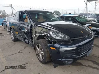 2018 Porsche Cayenne z VIN WP1AA2A22JKA05847, wystawiony jako IAAI lot #41890877 z przebiegiem 39 863 mil mil oraz . Historia ofert i sprzedaży dostępna na DreamBid. Obrazek 1.
