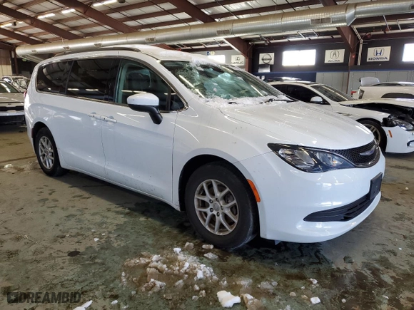 2020 Chrysler Voyager LXI with VIN 2C4RC1DG7LR156879, listed as a Copart auction lot 46313525 with NaN miles and Clean Title. Bid and sale history available at carsss.com. Image 4.
