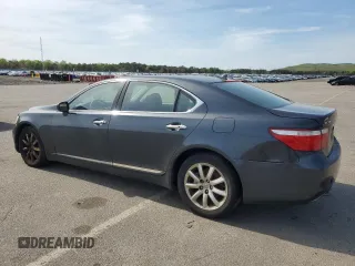 2008 Lexus LS 460 L z VIN JTHGL46F885030935, wystawiony jako Copart lot #56921195 z przebiegiem 306 101 mil mil oraz Tytuł czysty. Historia ofert i sprzedaży dostępna na DreamBid. Obrazek 2.
