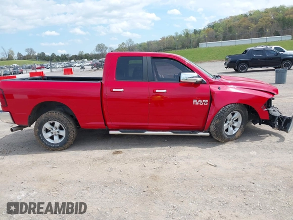 2017 Ram 1500 SLT z VIN 1C6RR7GG0HS578017, wystawiony jako IAAI lot #41935144 z przebiegiem 173 655 mil mil oraz . Historia ofert i sprzedaży dostępna na DreamBid. Obrazek 13.