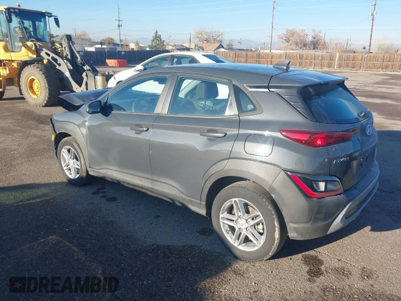 2023 Hyundai Kona SE with VIN KM8K2CAB5PU038729, listed as a IAAI auction lot 40957100 with 28,206 mi miles. Bid and sale history available at carsss.com. Image 3.
