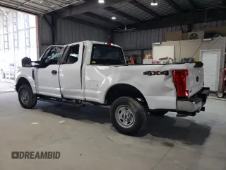 2017 Ford F-250 XLT с VIN 1FT7X2B65HEC43311, выставлен на аукционе Copart как лот 57128605 с пробегом 56 349 миль миль и Списание • Salvage title. История ставок и продаж доступна на DreamBid. Изображение 2.