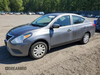 2016 Nissan Versa SV z VIN 3N1CN7AP1GL908864, wystawiony jako Copart lot #59211595 z przebiegiem 49 965 mil mil oraz Czysty tytuł • Clean title. Historia ofert i sprzedaży dostępna na DreamBid. Obrazek 1.