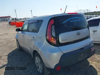 2015 Kia Soul with VIN KNDJN2A24F7793515, listed as a IAAI auction lot 41921297 with 111,967 mi miles. Bid and sale history available at carsss.com. Image 3.