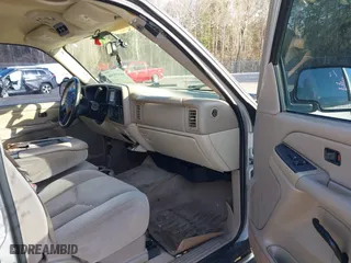 2004 Chevrolet Tahoe LT with VIN 1GNEC13Z94R253470, listed as a IAAI auction lot 41575306 with 274,287 mi miles. Bid and sale history available at carsss.com. Image 5.