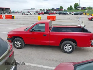 1997 Dodge Dakota with VIN 1B7FL26X4VS173260, listed as a IAAI auction lot 42159512 with 125,879 mi miles and . Bid and sale history available at carsss.com. Image 14.