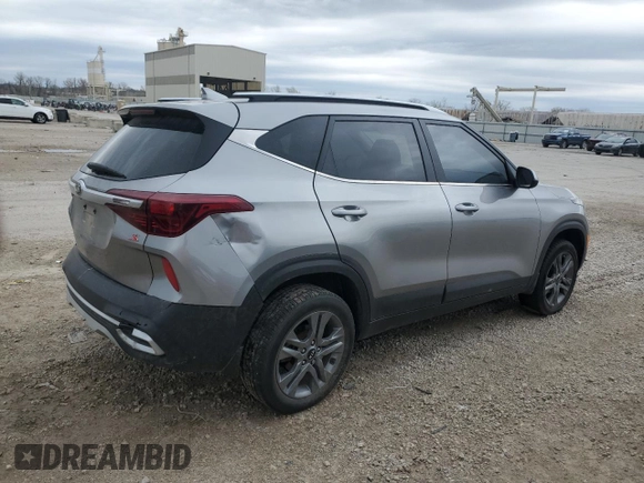 2021 Kia Seltos S z VIN KNDEU2AA3M7148248, wystawiony jako Copart lot #51500265 z przebiegiem 84 898 mil mil oraz Szkoda całkowita • Salvage title. Historia ofert i sprzedaży dostępna na DreamBid. Obrazek 3.