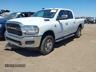 2022 Ram 2500 Big Horn with VIN 3C6UR5DL3NG344991, listed as a IAAI auction lot 42054720 with 47,125 mi miles. Bid and sale history available at carsss.com. Image 16.