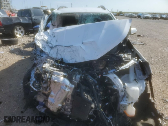2022 GMC Terrain SLE z VIN 3GKALMEV8NL172749, wystawiony jako Copart lot #55876415 z przebiegiem Nie podano mil oraz Szkoda całkowita • Salvage title. Historia ofert i sprzedaży dostępna na DreamBid. Obrazek 5.