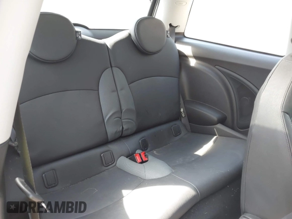 2010 MINI Hardtop S with VIN WMWMF7C58ATX45365, listed as a IAAI auction lot 42035404 with 26,393 mi miles and . Bid and sale history available at DreamBid. Image 8.