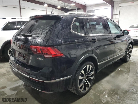2020 Volkswagen Tiguan SEL Premium R-Line with VIN 3VV4B7AX5LM171670, listed as a Copart auction lot 43829125 with 67,685 mi miles and Salvage Title. Bid and sale history available at carsss.com. Image 3.