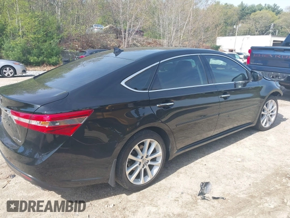 2014 Toyota Avalon Limited with VIN 4T1BK1EB4EU085097, listed as a IAAI auction lot 42165569 with 29,170 mi miles. Bid and sale history available at carsss.com. Image 4.