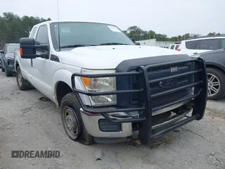 2012 Ford Super Duty F-250 SRW XL with VIN 1FT7X2A68CEB58554, listed as a IAAI auction lot 41366350 with 147,085 mi miles. Bid and sale history available at carsss.com. Image 1.