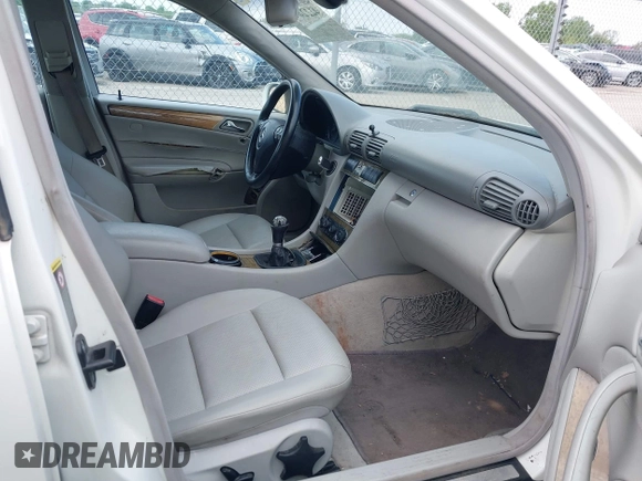 2007 Mercedes-Benz C 230 Sport with VIN WDBRF52H87F852754, listed as a IAAI auction lot 42224647 with 121,163 mi miles and . Bid and sale history available at DreamBid. Image 5.