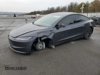 2025 Tesla Model 3 Long Range z VIN 5YJ3E1EB8SF927606, wystawiony jako Copart lot #52971485 z przebiegiem 2 214 mil mil oraz Szkoda całkowita • Salvage title. Historia ofert i sprzedaży dostępna na DreamBid. Obrazek 1.