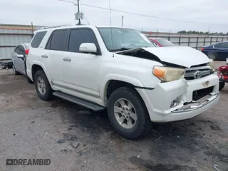 2010 Toyota 4Runner SR5 with VIN JTEZU5JR3A5012665, listed as a IAAI auction lot 41380625 with 603,729 mi miles. Bid and sale history available at carsss.com. Image 1.