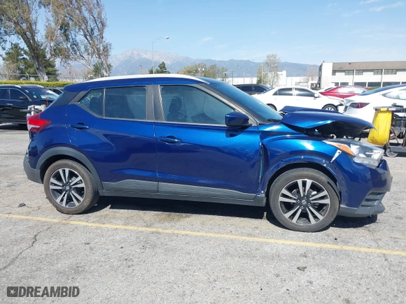 2020 Nissan Kicks SV with VIN 3N1CP5CV1LL501082, listed as a IAAI auction lot 41691787 with 81,753 mi miles. Bid and sale history available at carsss.com. Image 14.