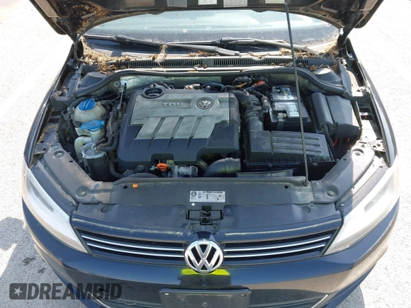 2013 Volkswagen Jetta TDI w/Premium с VIN 3VWLL7AJ9DM368679, выставлен на аукционе IAAI как лот 42092889 с пробегом 124 077 миль миль и . История ставок и продаж доступна на DreamBid. Изображение 10.