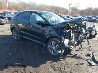 2021 Honda HR-V EX with VIN 3CZRU6H5XMM712026, listed as a IAAI auction lot 41212598 with 23,805 mi miles. Bid and sale history available at carsss.com. Image 1.