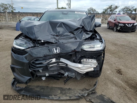 2024 Honda HR-V Sport with VIN 3CZRZ1H57RM755590, listed as a Copart auction lot 88978895 with 5,049 mi miles and Salvage Title. Bid and sale history available at carsss.com. Image 5.