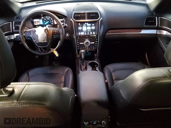 2019 Ford Explorer Limited with VIN 1FM5K7FH5KGB53033, listed as a Copart auction lot 84817574 with 71,150 mi miles and Salvage title. Bid and sale history available at DreamBid. Image 8.