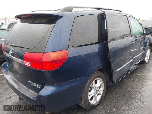 2004 Toyota Sienna XLE with VIN 5TDBA22C74S003781, listed as a IAAI auction lot 41570829 with 217,728 mi miles. Bid and sale history available at carsss.com. Image 4.