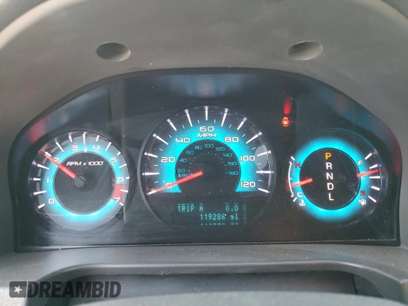 2011 Ford Fusion SE with VIN 3FAHP0HAXBR263004, listed as a Copart auction lot 42732605 with 119,286 mi miles and Salvage Title. Bid and sale history available at DreamBid. Image 9.
