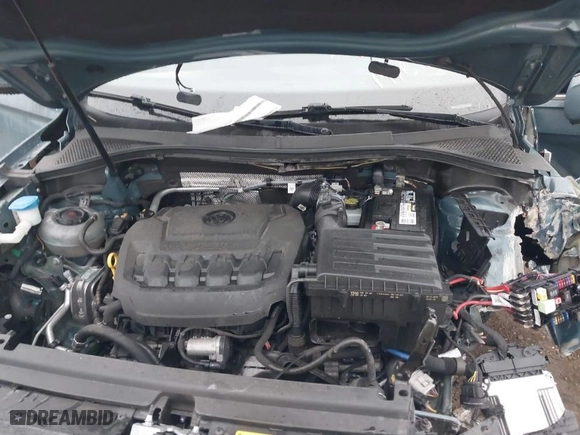 2019 Volkswagen Tiguan SE with VIN 3VV2B7AX1KM093510, listed as a IAAI auction lot 41943495 with 52,491 mi miles. Bid and sale history available at carsss.com. Image 10.