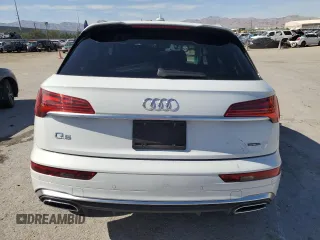 2024 Audi Q5 S line Premium Plus with VIN WA1E2AFY7R2069394, listed as a Copart auction lot 58247535 with 25,433 mi miles and Salvage title. Bid and sale history available at DreamBid. Image 6.