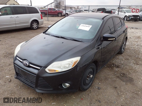 2014 Ford Focus SE with VIN 1FADP3K29EL118525, listed as a IAAI auction lot 41843058 with 153,158 mi miles. Bid and sale history available at carsss.com. Image 18.