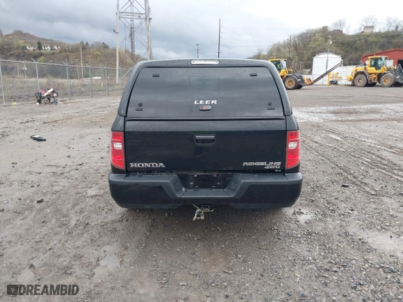 2011 Honda Ridgeline RT with VIN 5FPYK1F24BB010604, listed as a IAAI auction lot 41941553 with 37,814 mi miles. Bid and sale history available at carsss.com. Image 17.