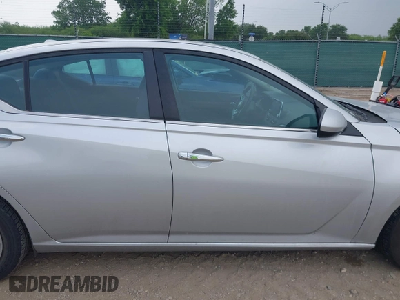 2020 Nissan Altima 2.5 S with VIN 1N4BL4BV2LC159837, listed as a IAAI auction lot 42177451 with 66,123 mi miles and . Bid and sale history available at carsss.com. Image 13.