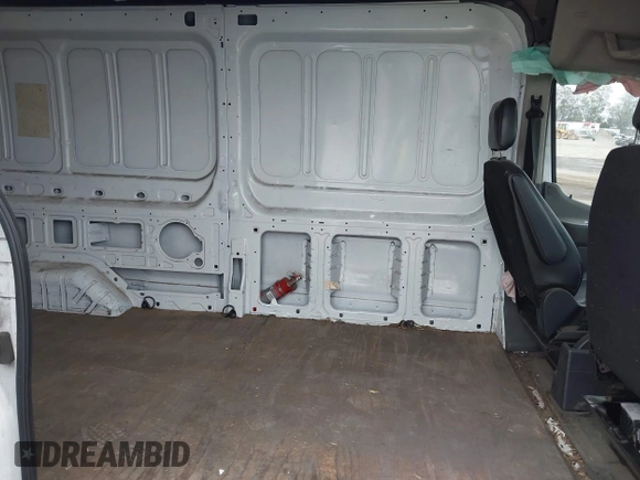 2020 Ford Transit с VIN 1FTBW3XG8LKA54375, выставлен на аукционе IAAI как лот 42336626 с пробегом 140 247 миль миль и . История ставок и продаж доступна на DreamBid. Изображение 8.