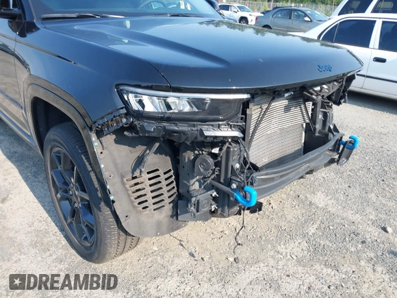 2023 Jeep Grand Cherokee 30th Anniversary с VIN 1C4RJYB6XP8913834, выставлен на аукционе IAAI как лот 42544377 с пробегом 25 098 миль миль и . История ставок и продаж доступна на DreamBid. Изображение 18.