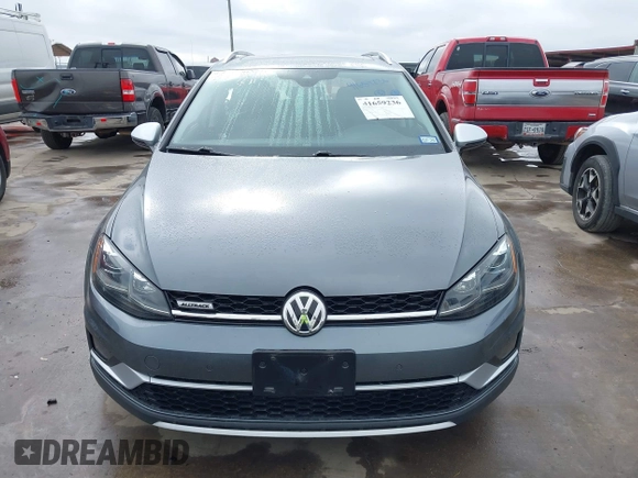 2019 Volkswagen Golf S z VIN 3VWH17AU1KM505617, wystawiony jako IAAI lot #41659236 z przebiegiem 37 964 mil mil oraz . Historia ofert i sprzedaży dostępna na DreamBid. Obrazek 13.