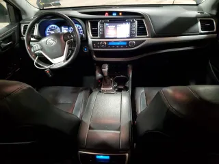 2019 Toyota Highlander SE with VIN 5TDJZRFH7KS608156, listed as a Copart auction lot 44540045 with 164,160 mi miles and Salvage Title. Bid and sale history available at carsss.com. Image 8.