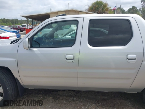 2014 Honda Ridgeline RTL with VIN 5FPYK1F53EB013752, listed as a IAAI auction lot 41886851 with 89,038 mi miles and . Bid and sale history available at DreamBid. Image 14.