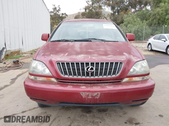 2000 Lexus RX 300 with VIN JT6HF10UXY0148220, listed as a IAAI auction lot 42105078 with 250,618 mi miles. Bid and sale history available at carsss.com. Image 6.