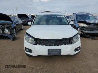 2016 Volkswagen Tiguan S with VIN WVGBV7AX7GW585550, listed as a Copart auction lot 54253155 with 91,827 mi miles and Salvage Title. Bid and sale history available at DreamBid. Image 5.