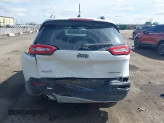 2015 Jeep Cherokee Limited with VIN 1C4PJMDS7FW522581, listed as a IAAI auction lot 41870516 with 143,904 mi miles and . Bid and sale history available at DreamBid. Image 16.