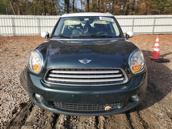 2013 MINI Cooper Countryman with VIN WMWZB3C59DWM07017, listed as a Copart auction lot 85222554 with 100,905 mi miles and Salvage Title. Bid and sale history available at carsss.com. Image 5.