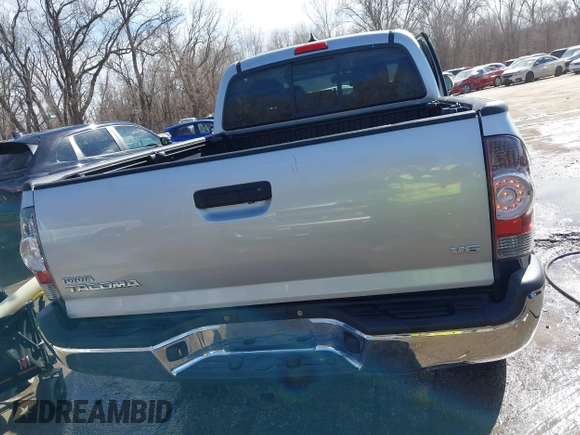 2013 Toyota Tacoma with VIN 3TMMU4FN8DM054973, listed as a IAAI auction lot 41659232 with 113,734 mi miles. Bid and sale history available at carsss.com. Image 17.