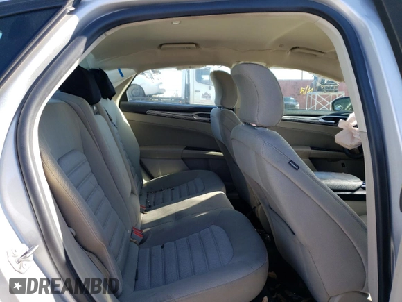 2019 Ford Fusion Hybrid SE with VIN 3FA6P0LU6KR220739, listed as a Copart auction lot 37527283 with 0 mi miles. Bid and sale history available at carsss.com. Image 10.